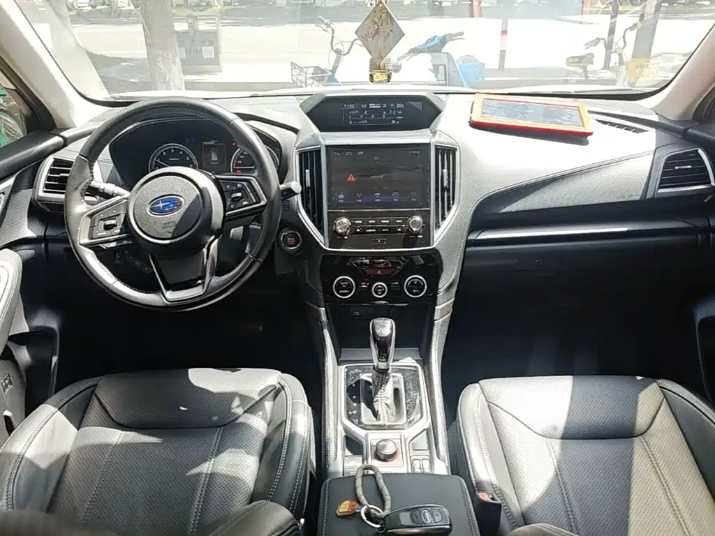 Subaru Forester 2019 — фото 10