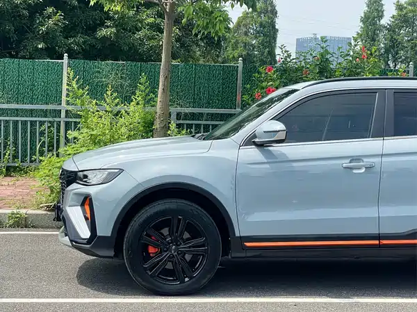 Geely Boyue 2022