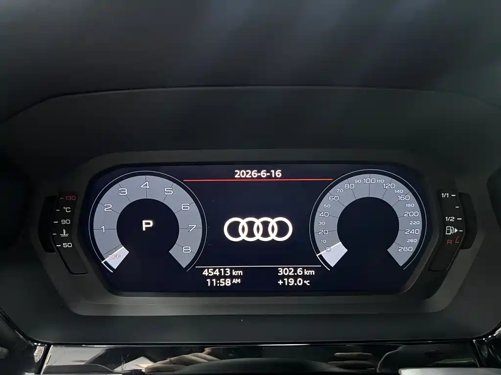 Audi A3 2022 — фото 10