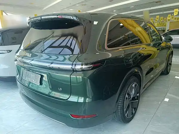 Li Auto L9 2025
