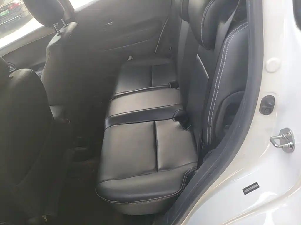 Honda Vezel 2021 — фото 17