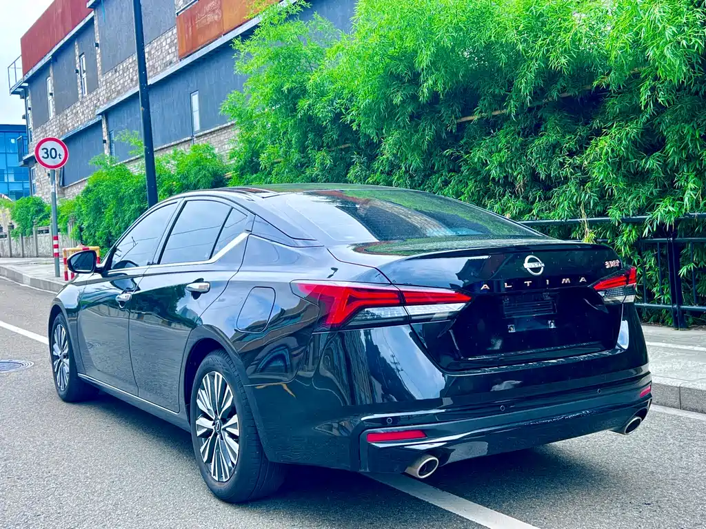 Nissan Teana 2024 — фото 10