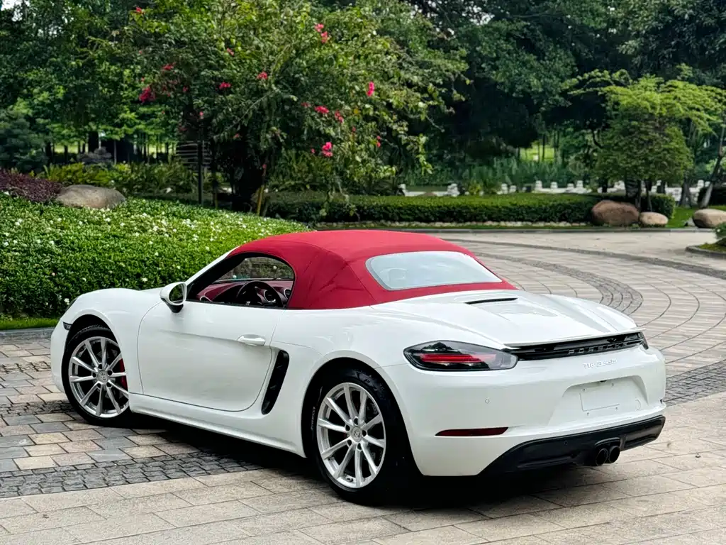 Porsche 718 2018 — фото 10