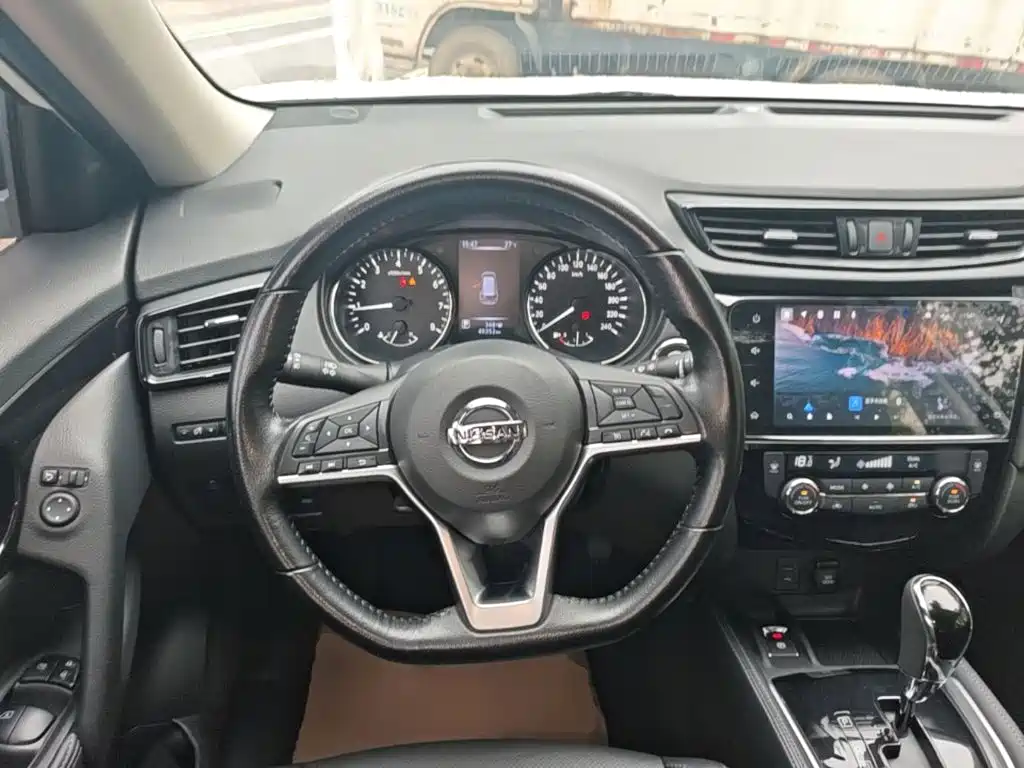 Nissan X-Trail 2020 — фото 11