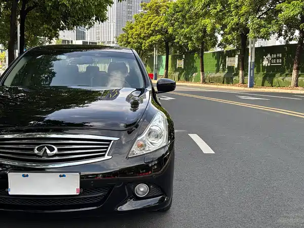 Infiniti G Series 2011