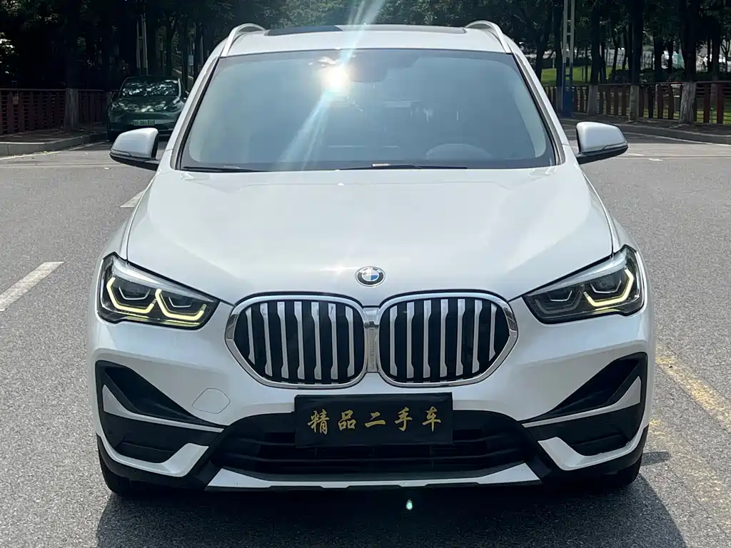 BMW X1 2021 — фото 2
