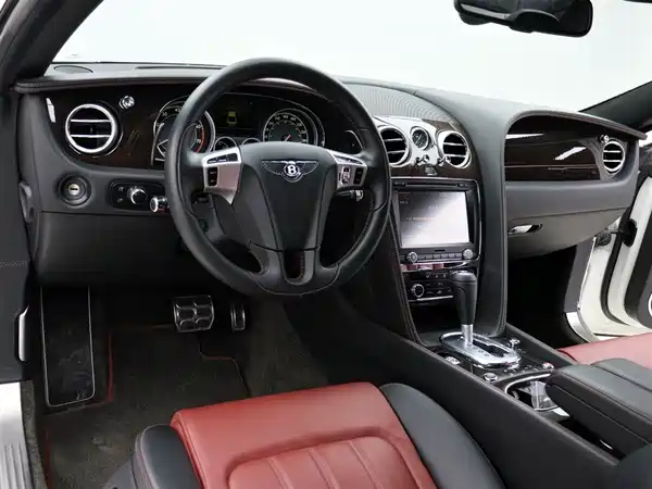 Bentley Continental 2015