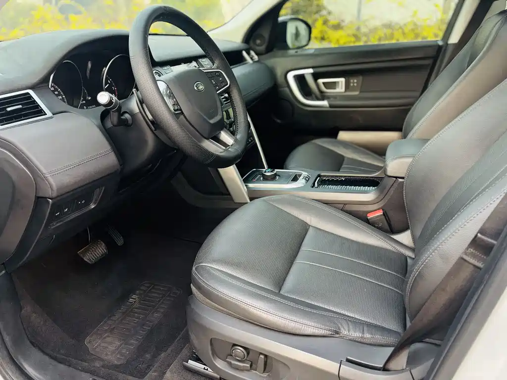 Land Rover Discovery Sport 2019 — фото 12
