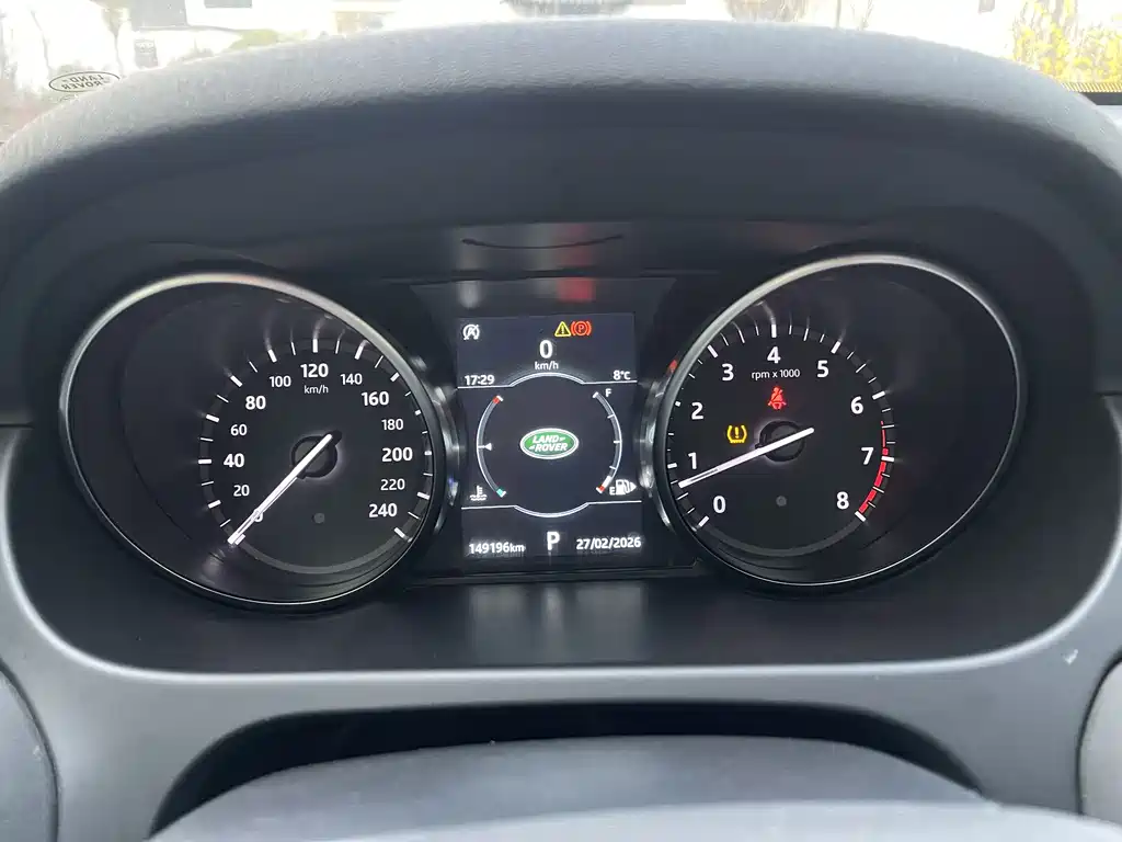 Land Rover Discovery Sport 2019 — фото 11