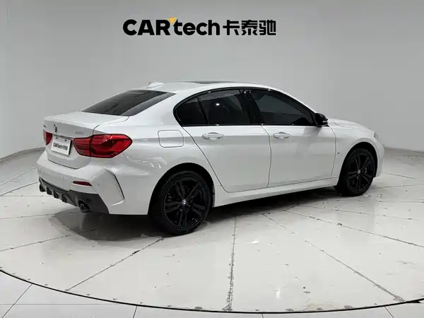 BMW 1 Series 2022