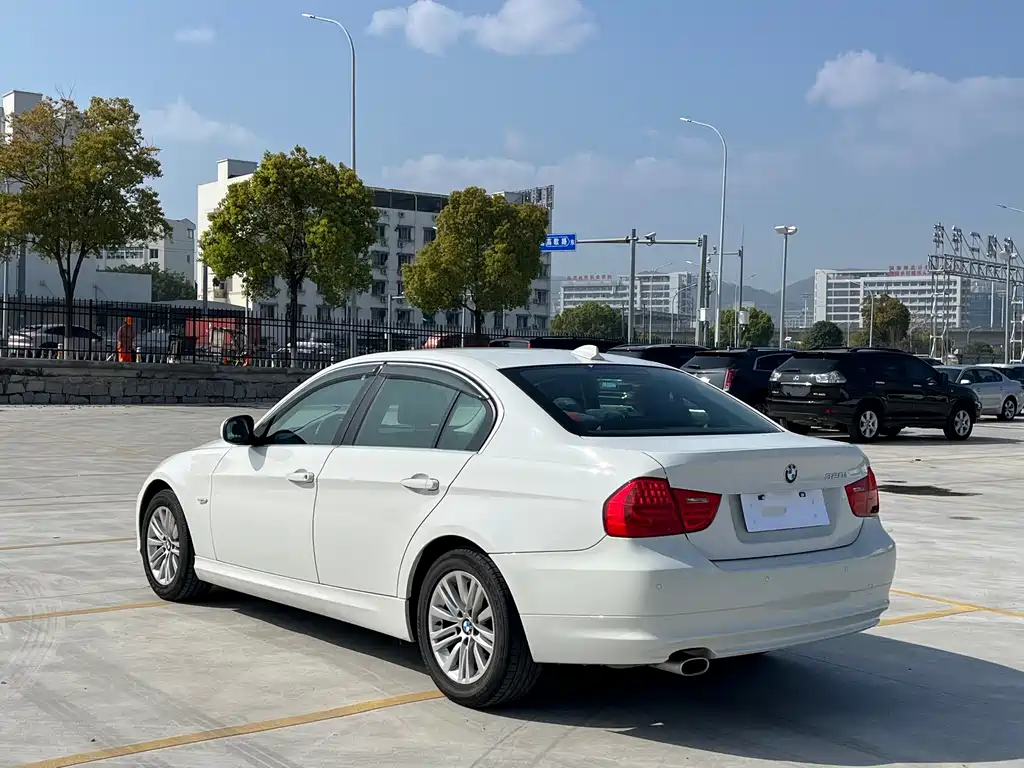 BMW 3 Series 2012 — фото 14