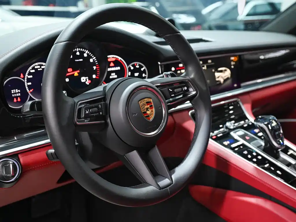 Porsche Panamera 2023 — фото 12