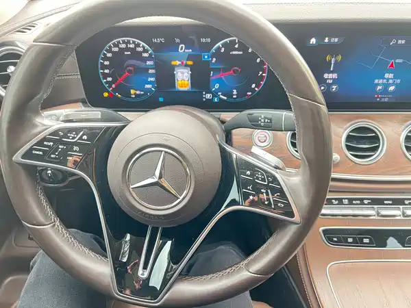Mercedes-Benz E-Class 2021