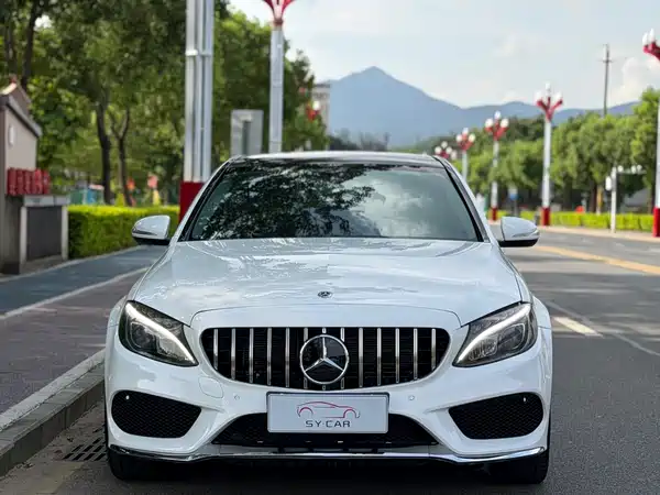 Mercedes-Benz C-Class 2018