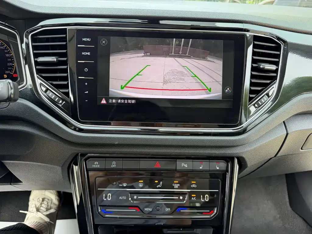 Volkswagen T-Roc 2022 — фото 20