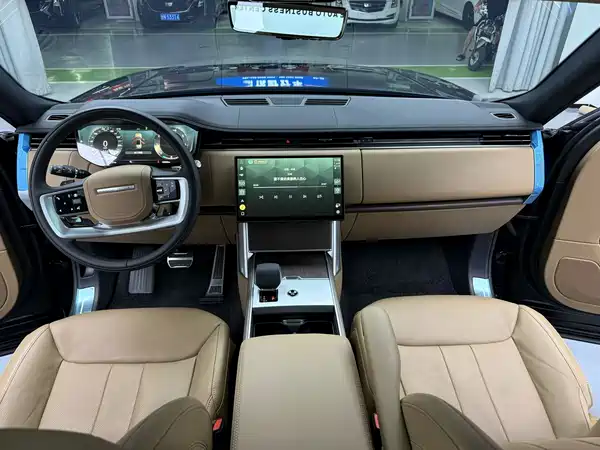 Land Rover Range Rover 2025
