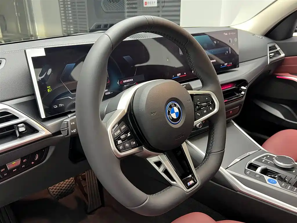 BMW i3 2026 — фото 8