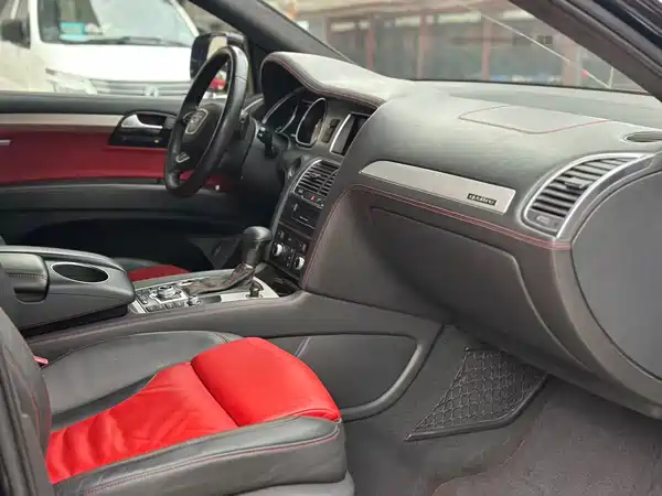 Audi Q7 2012