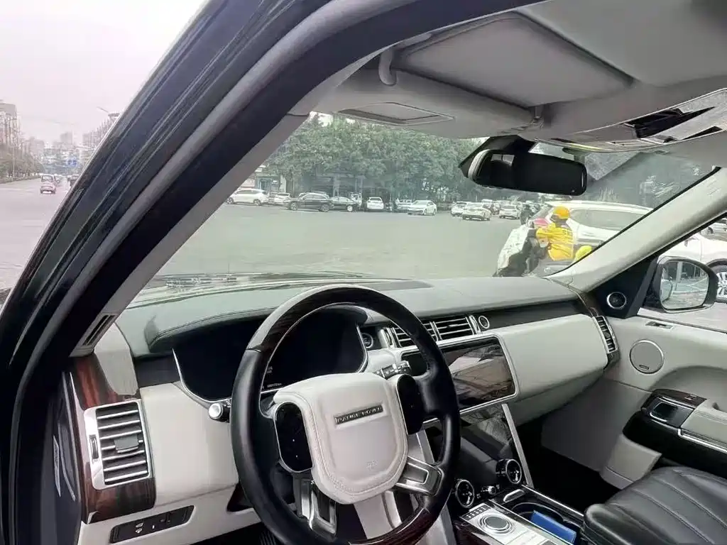 Land Rover Range Rover 2014