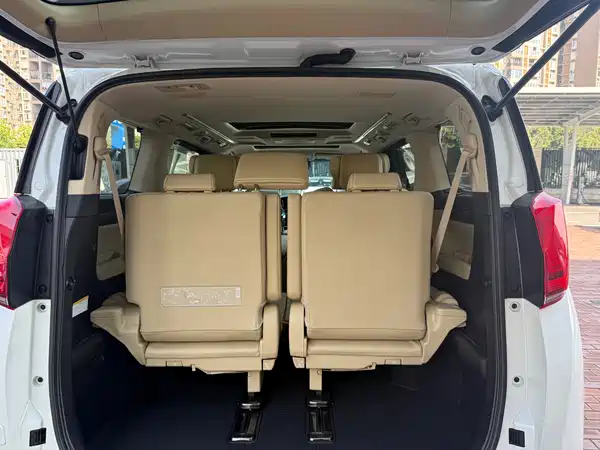 Toyota Alphard 2018