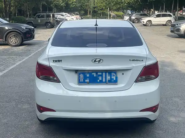 Hyundai Accent 2016