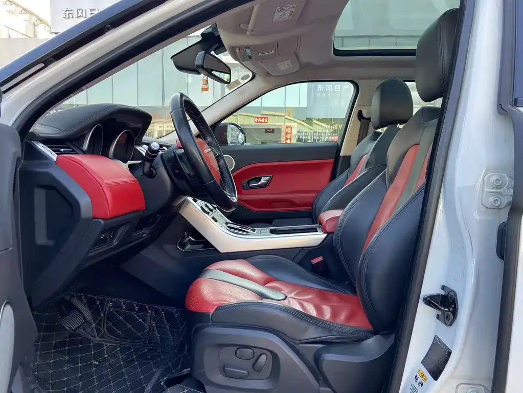 Land Rover Evoque 2015 — фото 9