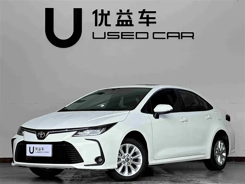 Toyota Corolla 2022 — фото 1