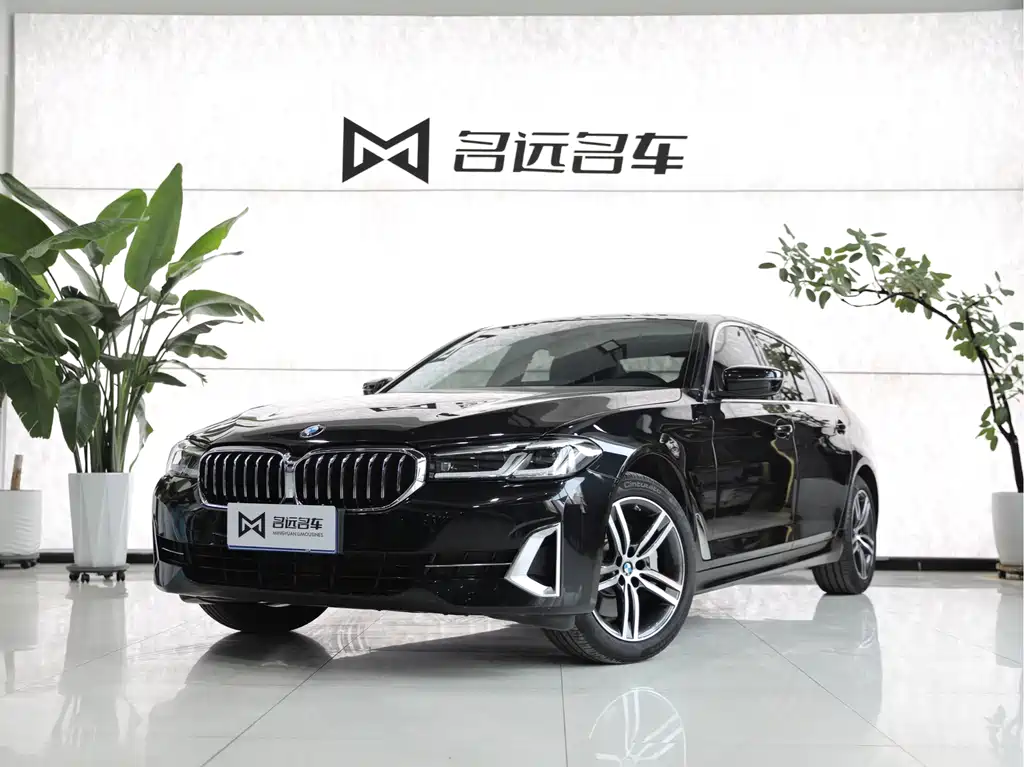BMW 5 Series 2022 — фото 1