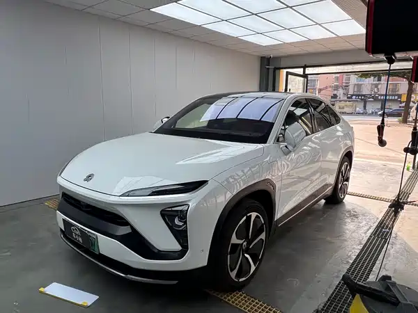 NIO EC6 2021