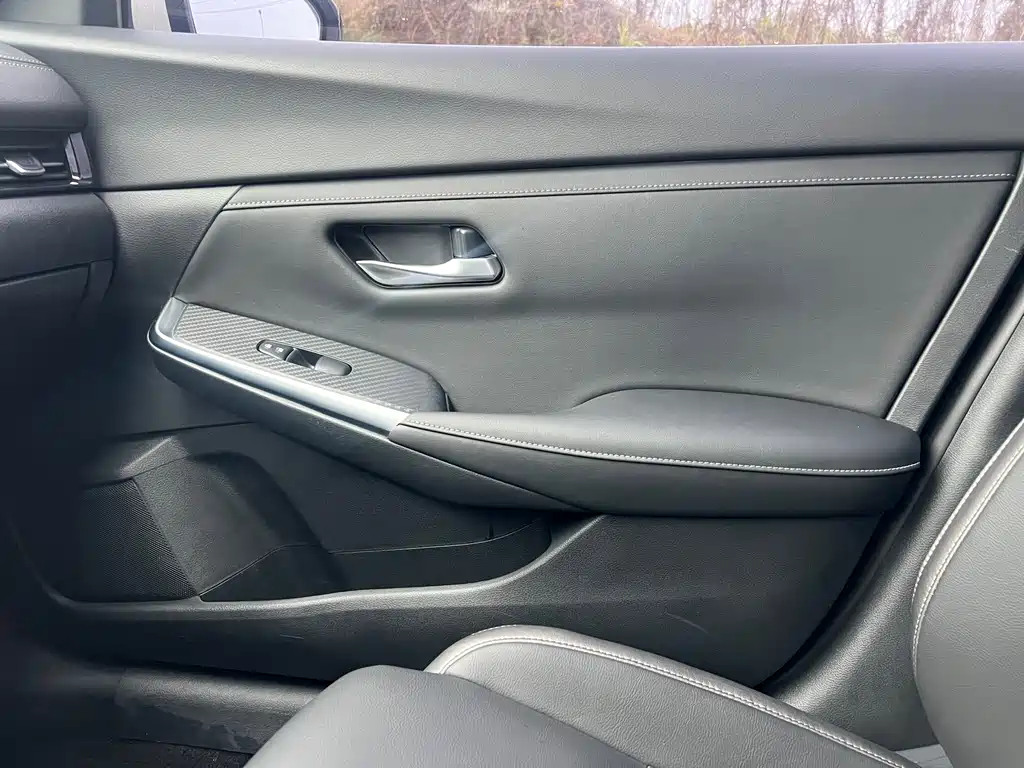 Nissan Sylphy 2020 — фото 19