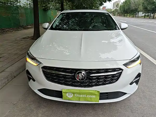 Buick Regal 2021