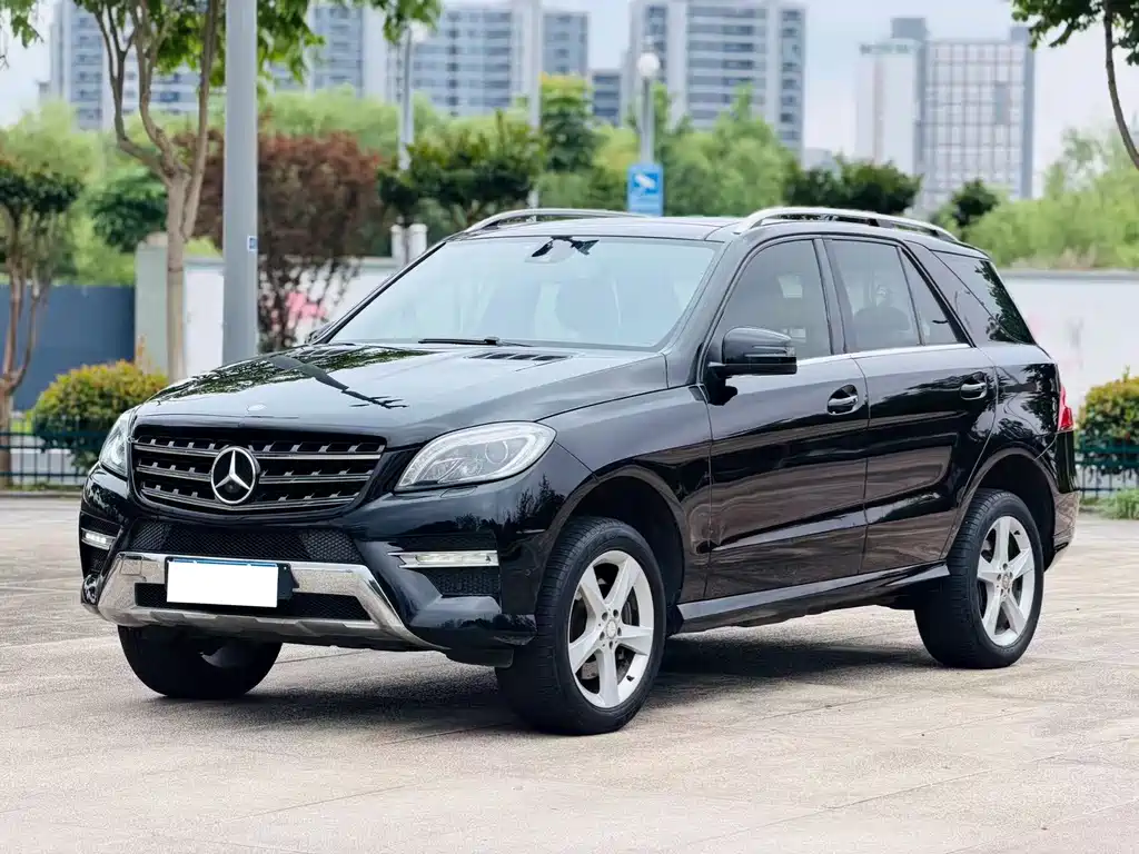 Mercedes-Benz M-Class 2015