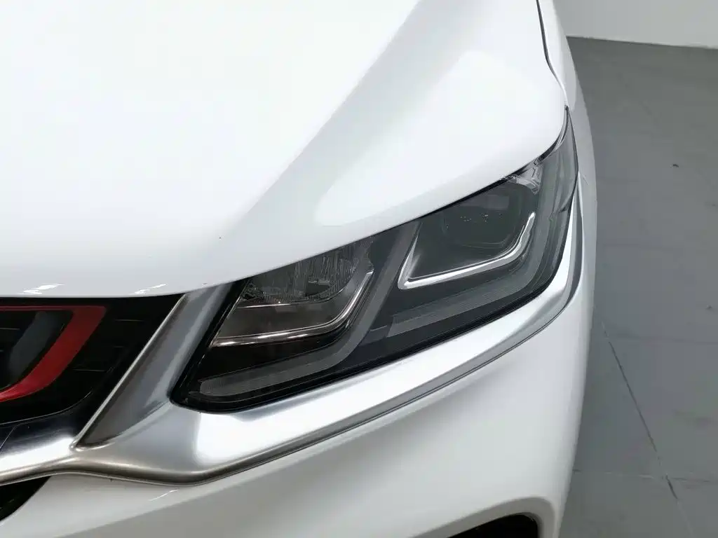 Geely Binyue 2021