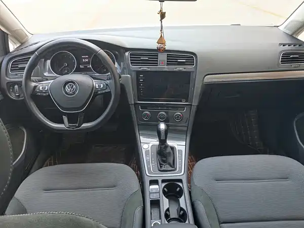 Volkswagen Golf 2020