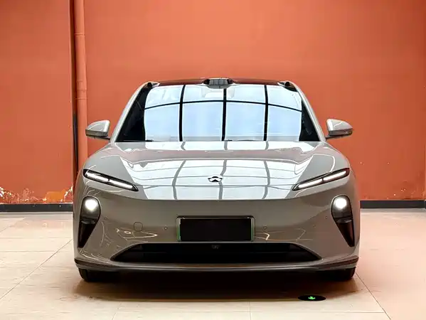 NIO ET5T 2023