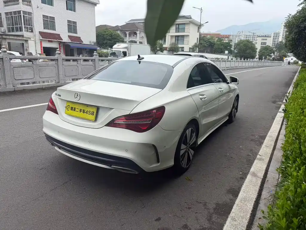 Mercedes-Benz CLA 2017