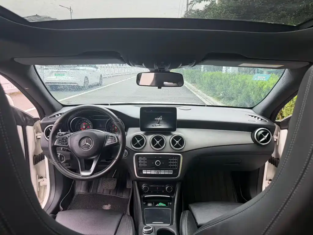 Mercedes-Benz CLA 2017 — фото 12
