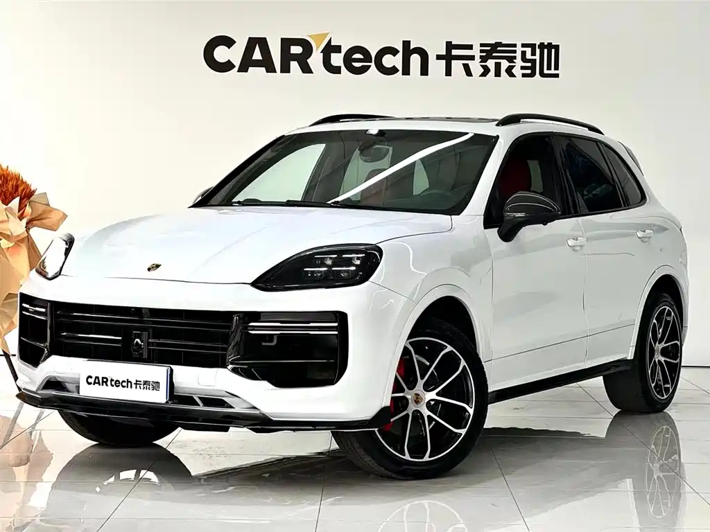 Porsche Cayenne 2013 — фото 1