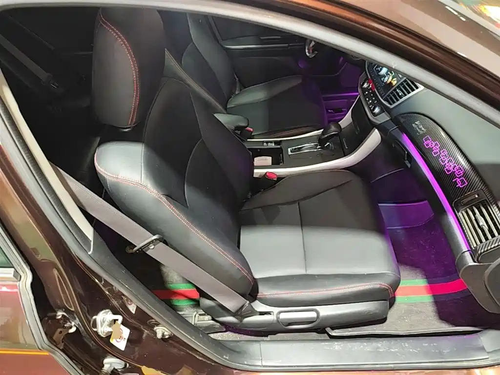 Honda Accord 2016 — фото 25