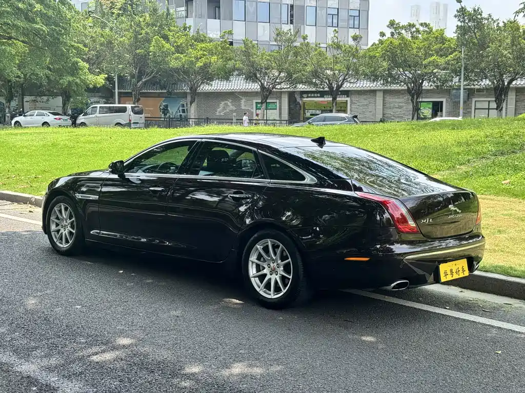 Jaguar XJ 2014 — фото 6