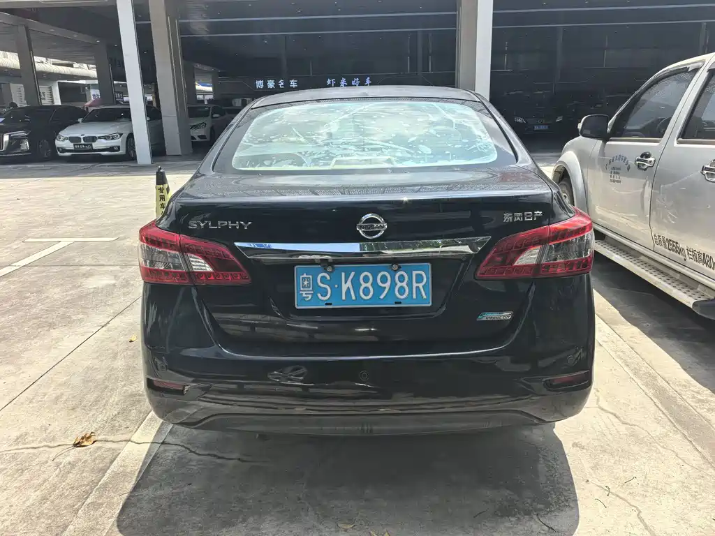 Nissan Sylphy 2013