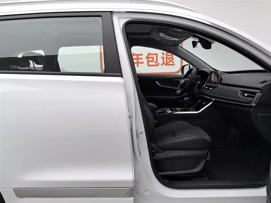 Chery Tiggo 8 2023 — фото 23