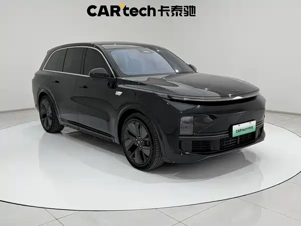 Li Auto L8 2025