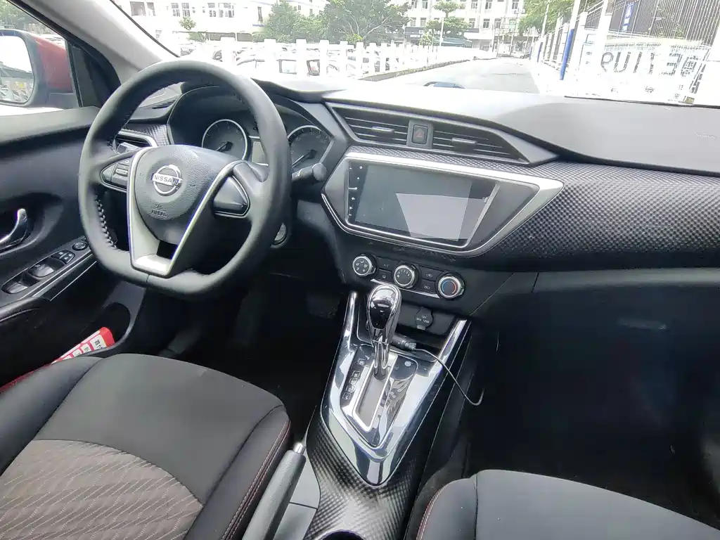 Nissan Bluebird 2016 — фото 16