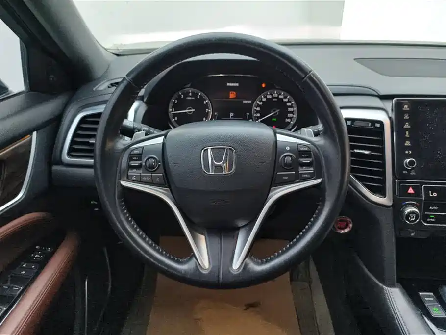 Honda UR-V 2018 — фото 15
