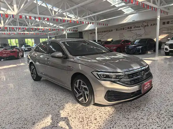 Volkswagen Sagitar 2023