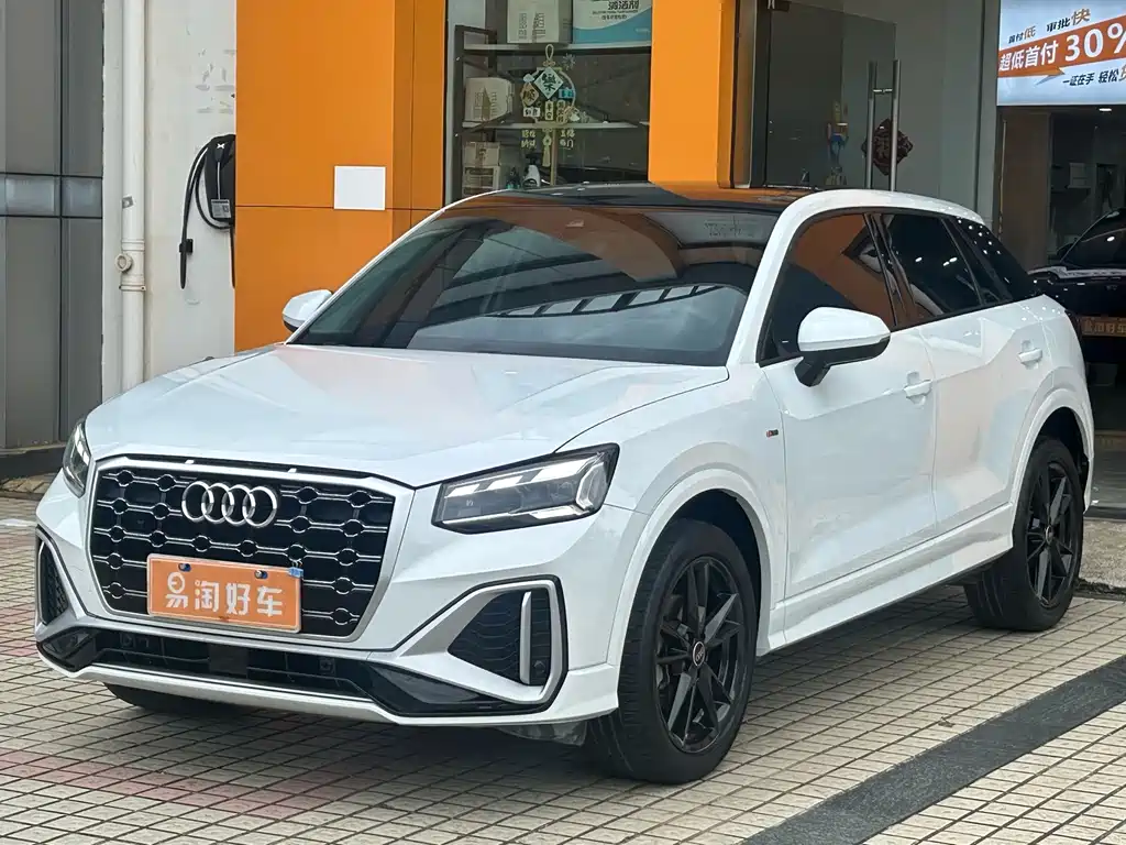 Audi Q2L 2023 — фото 3