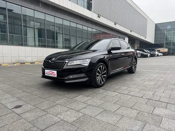 Skoda Superb 2024