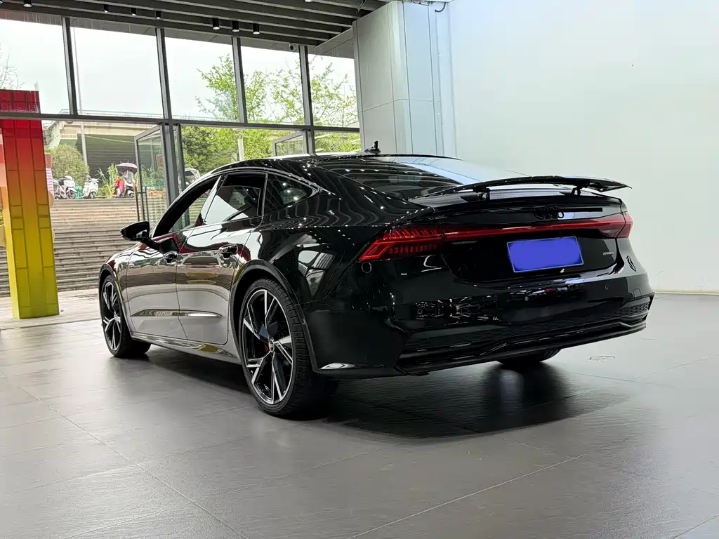 Audi A7 2024 — фото 22