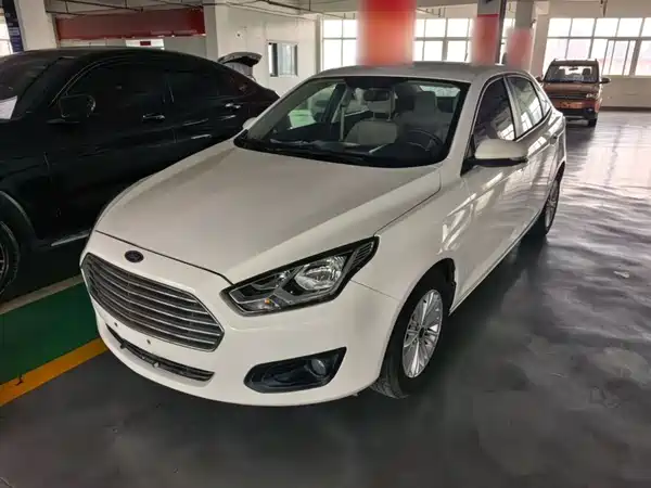 Ford Escort 2015